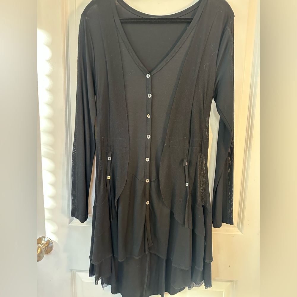 Dolcezza Asymmetrical Sheer Side Panels Button Up Lagenlook Black Tunic Top, S